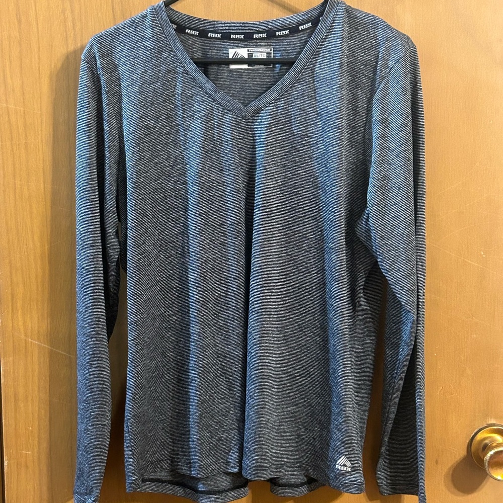Reebok Black Gray Striped V Neck Long‎ Sleeve Pullover Shirt Size XL